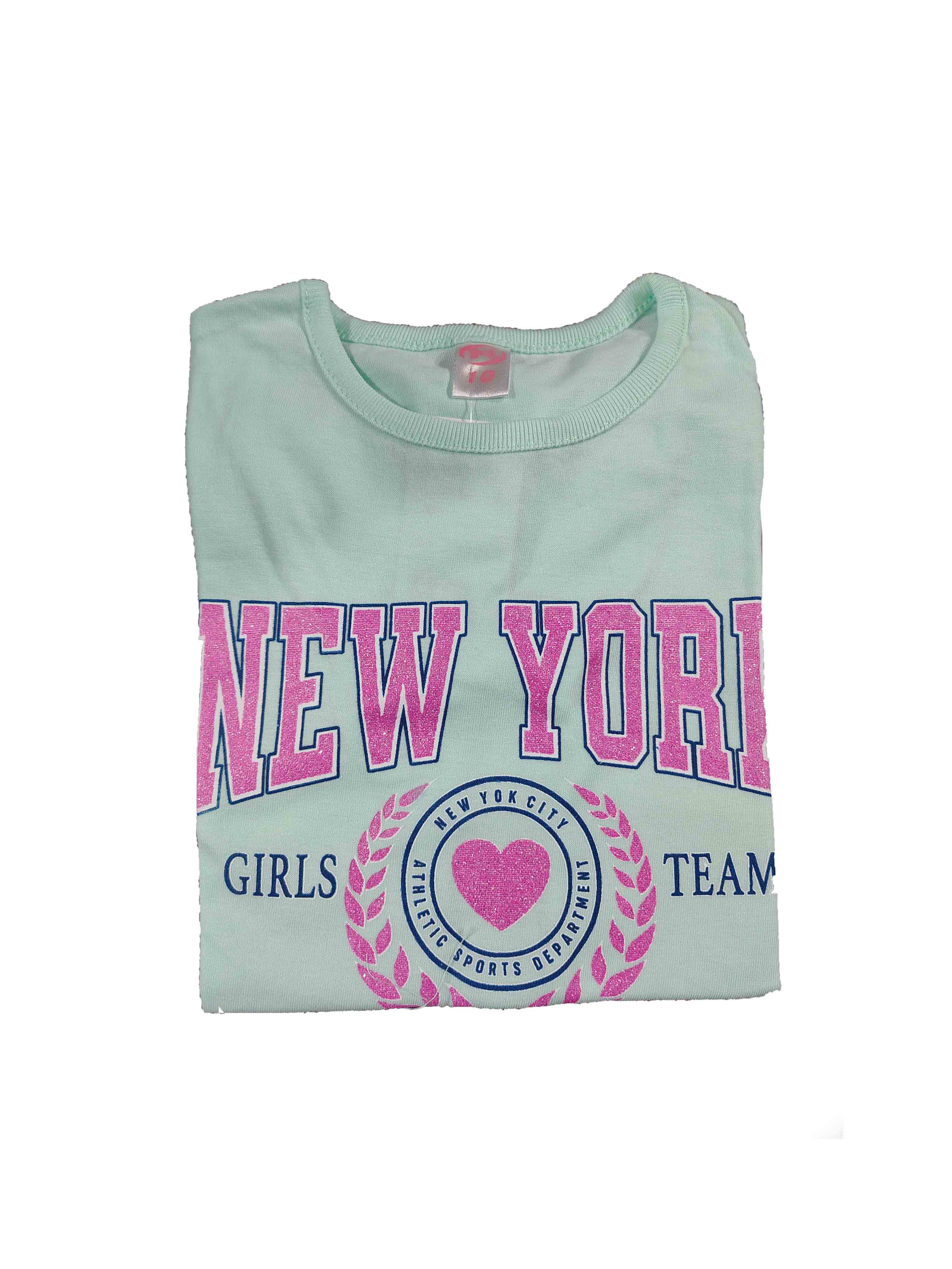 remera verde claro de niña con frase new york